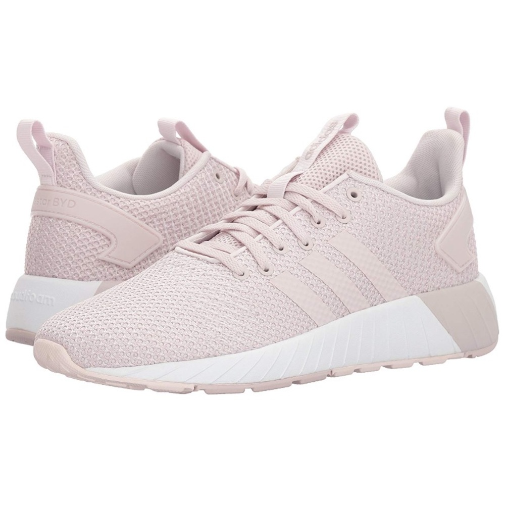 Women’s Adidas Sneakers 👟✨
